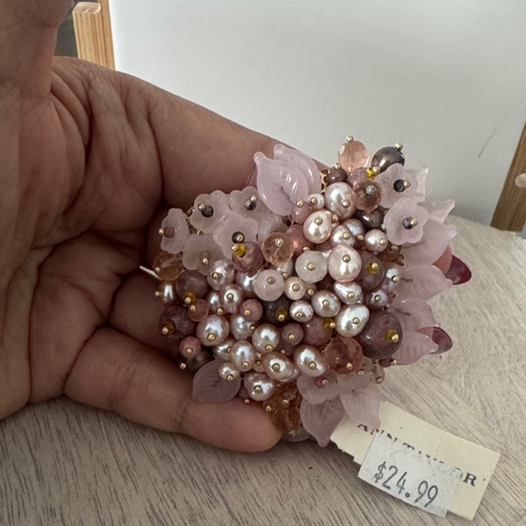 Ann Taylor Pink and Gold beaded Brooch - Picture 3 of 5